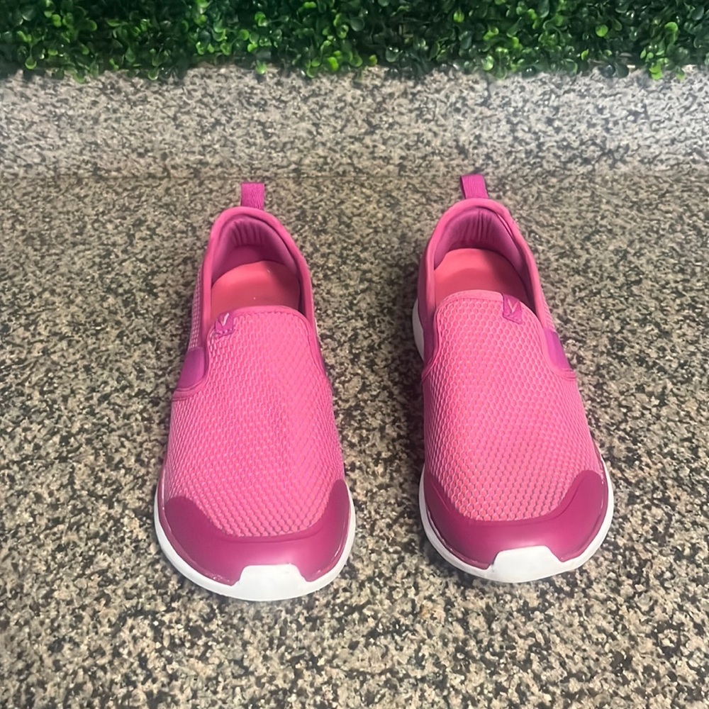 Vionic Women's Slip-On Sneakers in Bright Pink